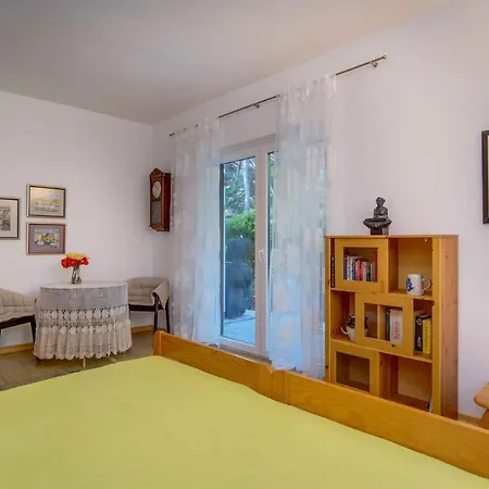 In 15009 * Mali Losinj