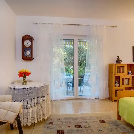 In 15009 Mali Lošinj